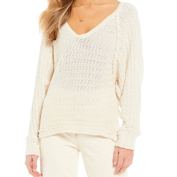 Free People - Thien’s Hacci Top - Picture 1 of 6